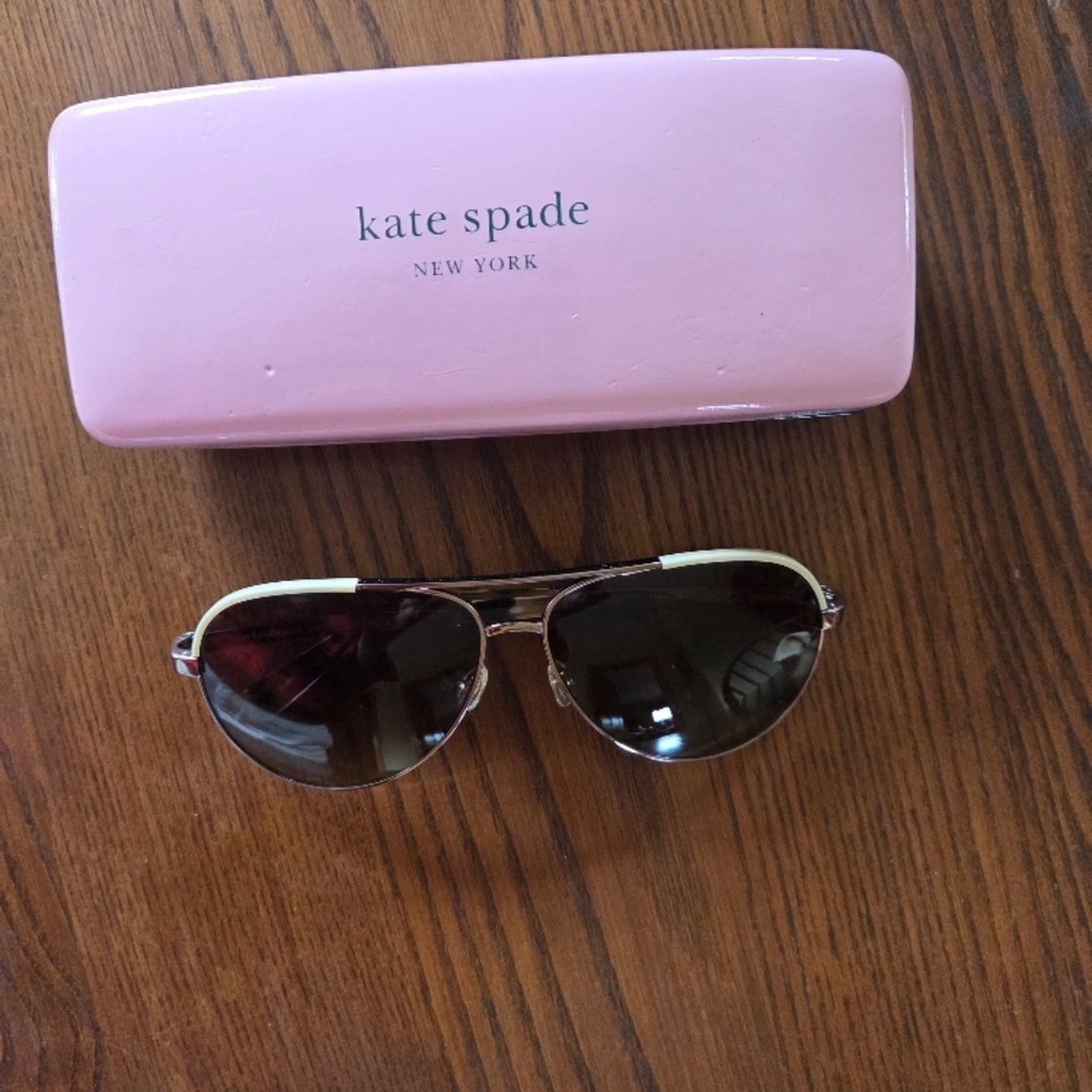 Kate Spade Aviator Sunglasses With Case